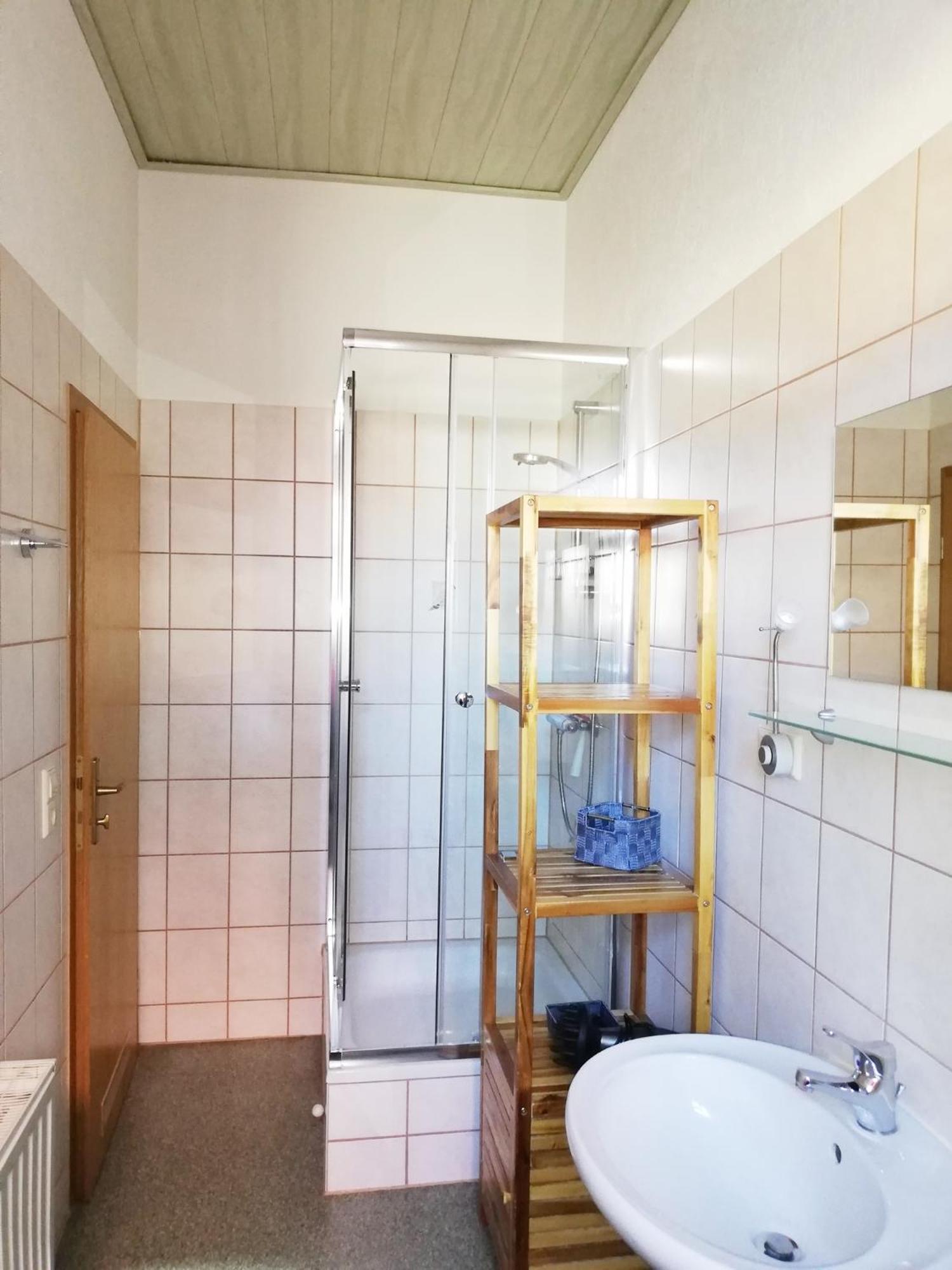 Konigsbruck Ferienwohnung Und Pension "Zur Aue" מראה חיצוני תמונה